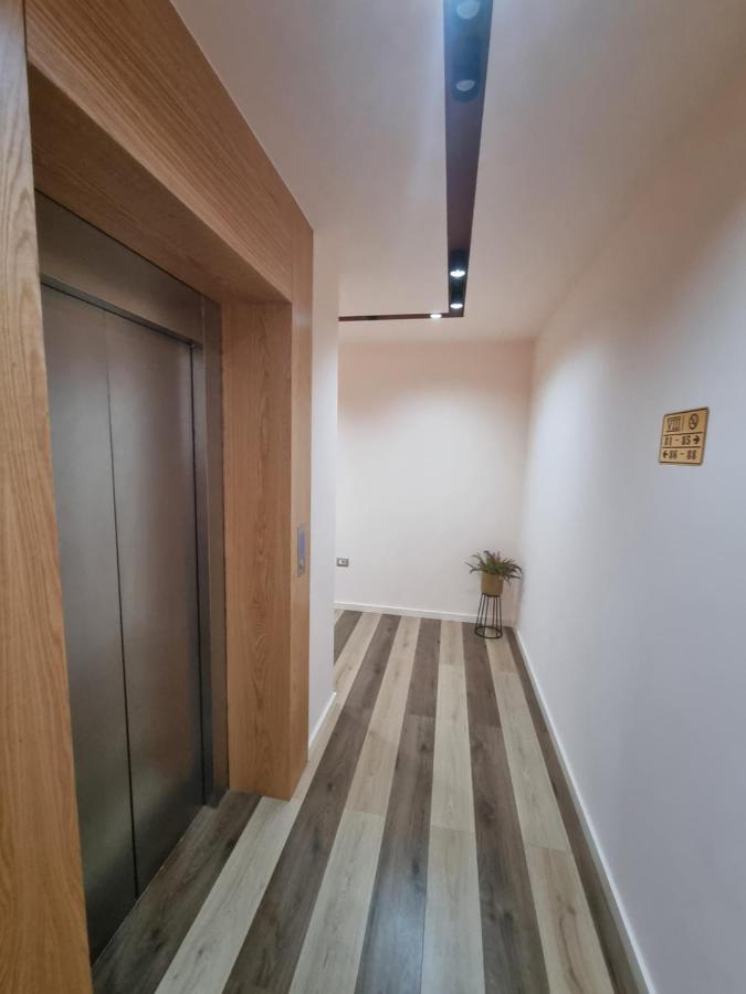 Hotel Elite Pogradec Exteriér fotografie
