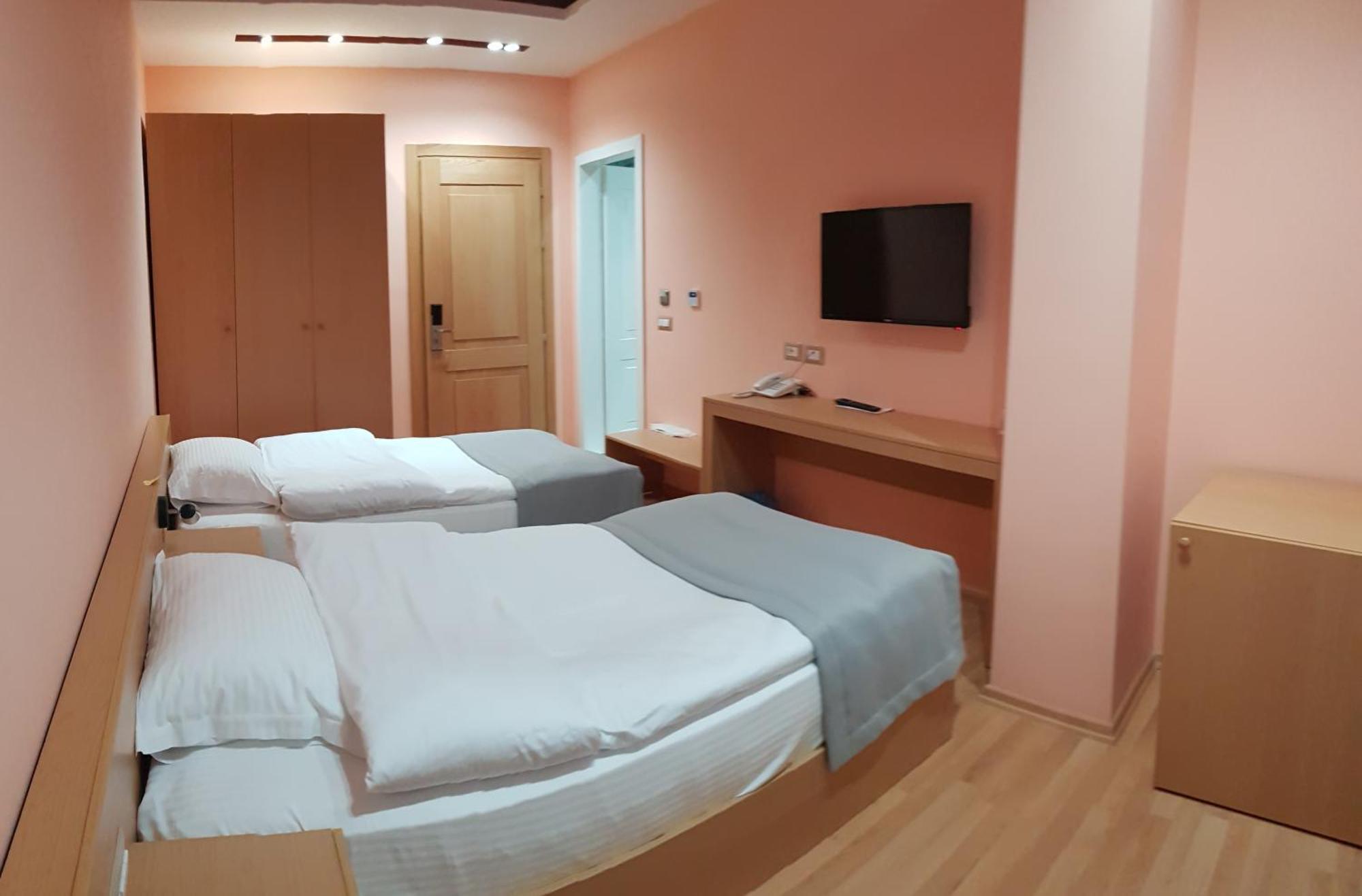 Hotel Elite Pogradec Pokoj fotografie