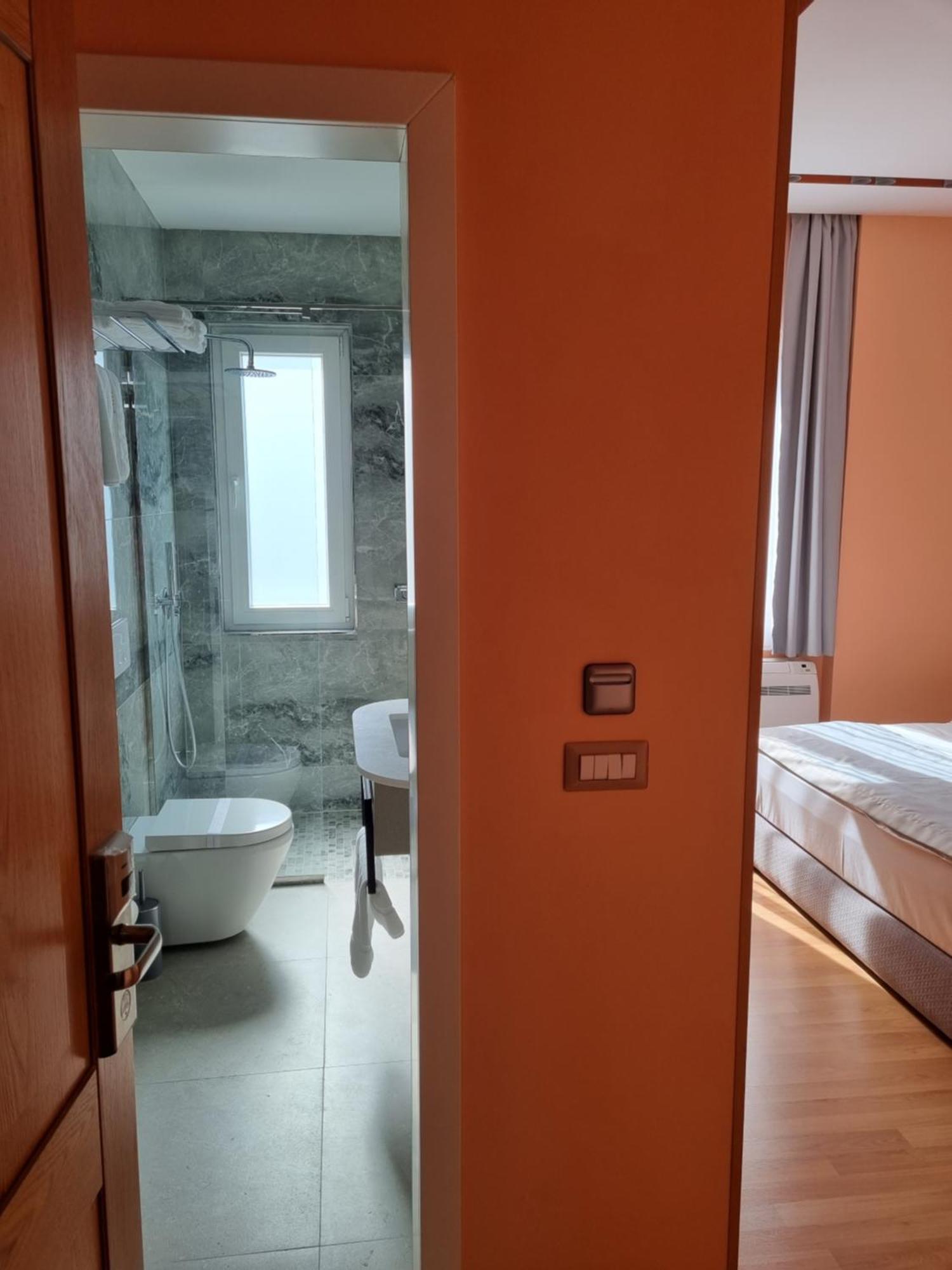 Hotel Elite Pogradec Pokoj fotografie