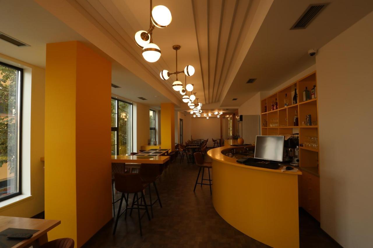 Hotel Elite Pogradec Exteriér fotografie