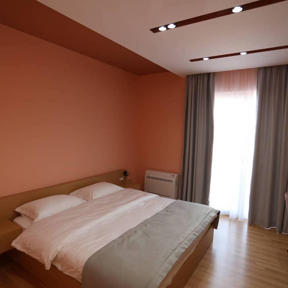 Hotel Elite Pogradec Exteriér fotografie