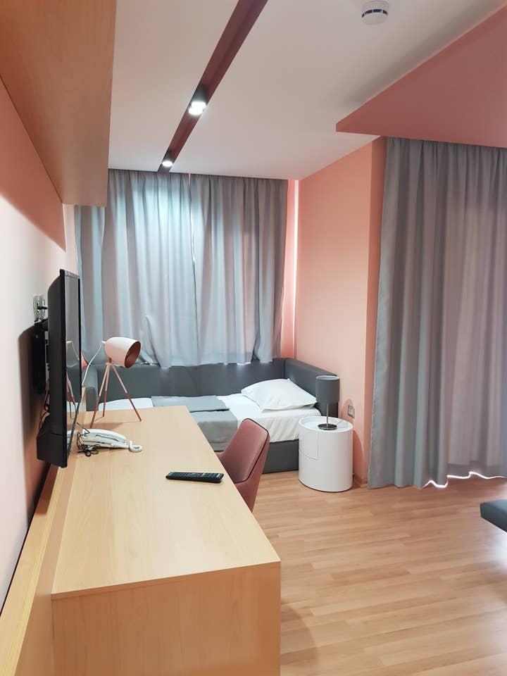 Hotel Elite Pogradec Exteriér fotografie